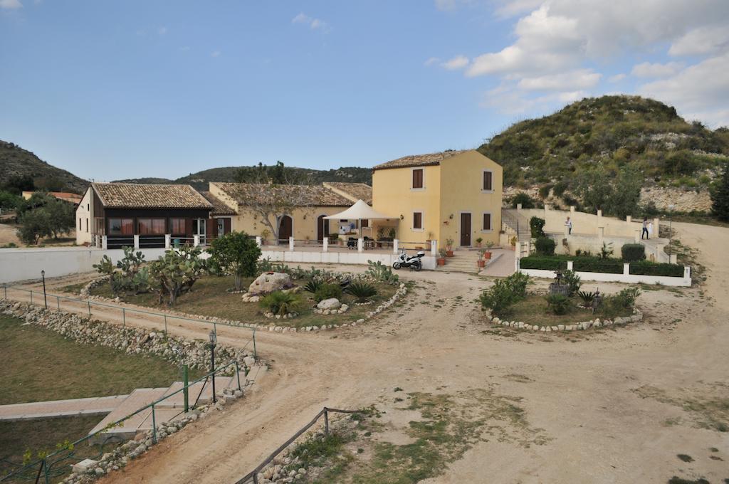 Agriturismo Timpa del Sole Villa Noto Exterior foto